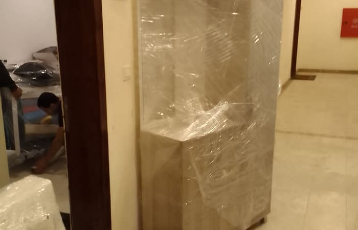 نقل أثاث بالمدينة المنورة – حلول متكاملة لنقل العفش بأمان واحترافية 13 نقل أثاث بالمدينة المنورة