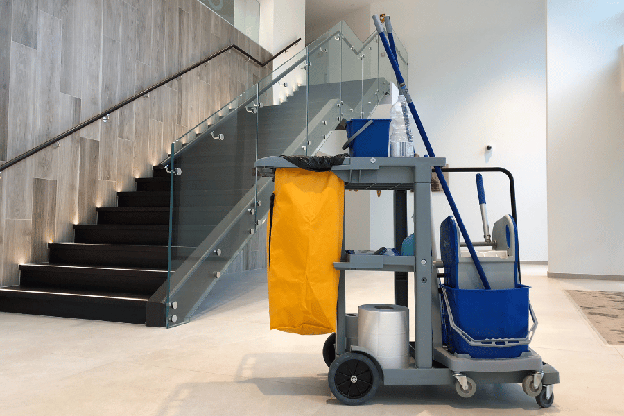 افضل شركة تنظيف كنب بالمدينة المنورة – انوار الشرق للنظافة العامة ‎- 0554613008